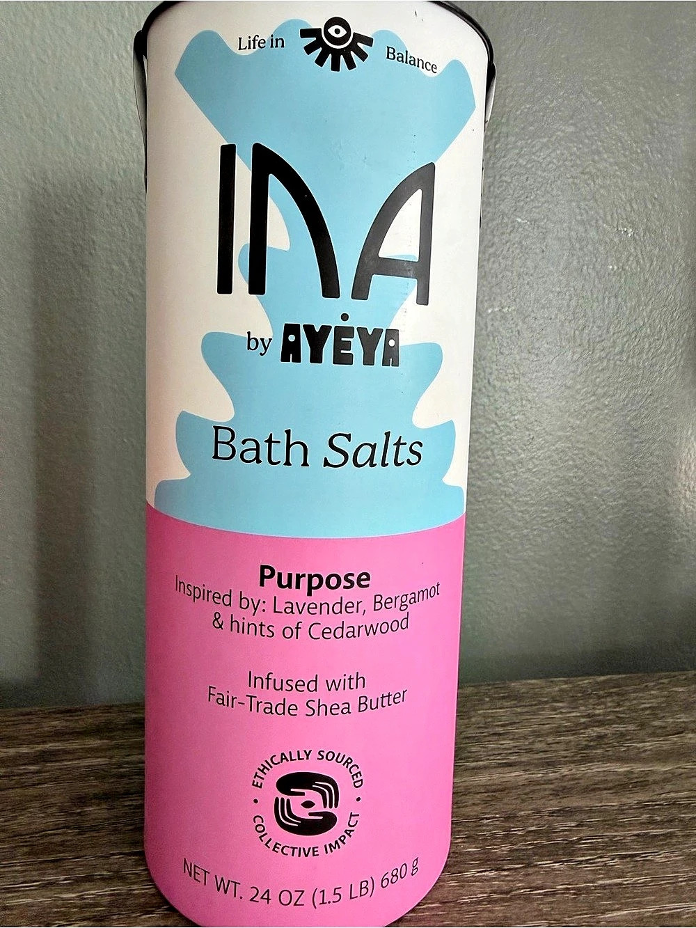 Naya Bath Salts 24 oz NWT